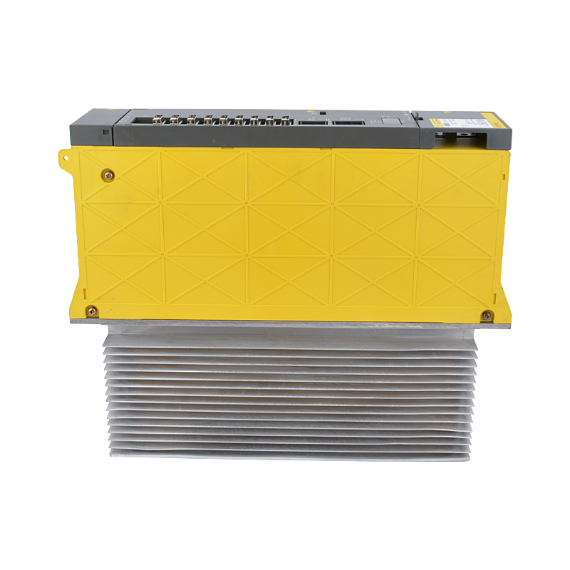 Original new Fanuc Japan A06B-6098-H111 power supply amplifier A06B-6102-H211#H520 unit
